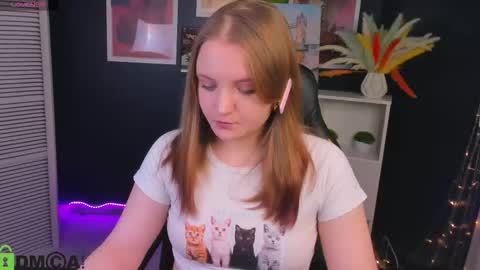 Snapshot of solefree chatting on October 17, 2025, 3:10 am Nora online show from October 17, 2025, 3:10 am