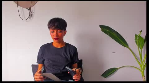 Snapshot of soleiandkairo chatting on April 9, 2026, 5:07 pm SoleiKairo online show from April 9, 2026, 5:07 pm