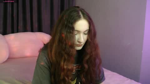 Snapshot of solitudebby chatting on May 30, 2026, 5:43 pm Becky online show from May 30, 2026, 5:43 pm