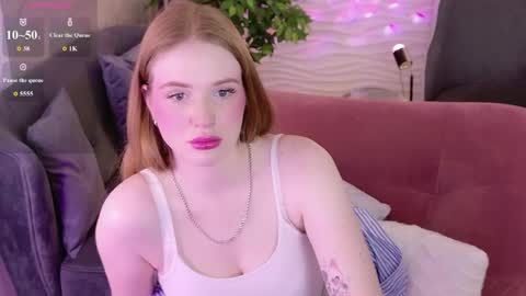 sollarkristy online show from May 4, 2026, 2:02 pm