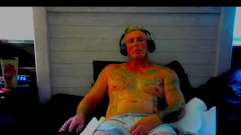 I love watching beautiful women play with themselves online show from April 26, 2026, 7:00 pm