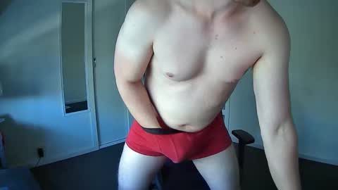 Snapshot of somethingsexysam chatting on March 3, 2025, 4:25 am Edging Sam JOI online show from March 3, 2025, 4:25 am