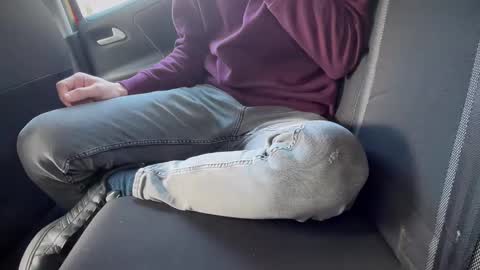 Sondages online show from February 6, 2025, 12:16 pm