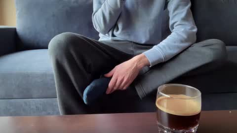 Sondages online show from February 12, 2025, 8:16 am