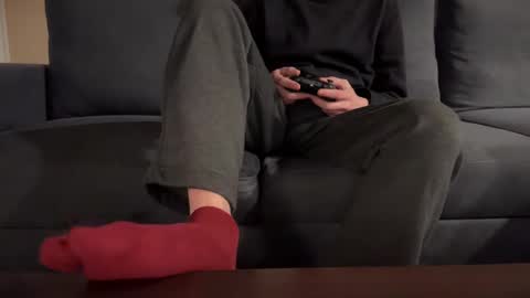 Sondages online show from February 20, 2025, 8:25 pm