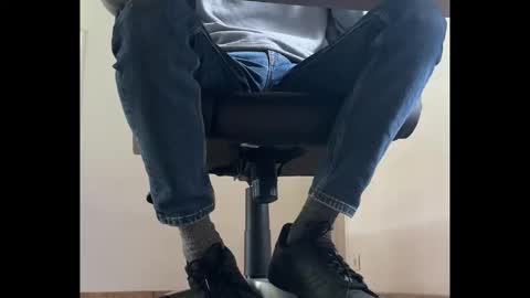 Sondages online show from October 6, 2025, 12:02 pm