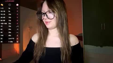 Emily online show from December 18, 2025, 7:20 pm