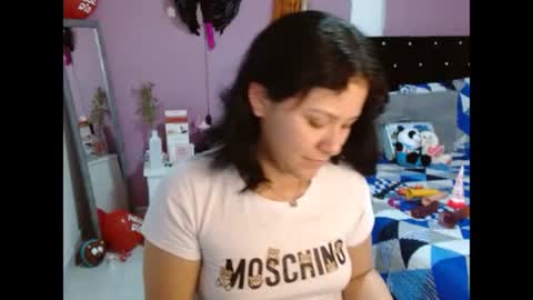 sonialatin69 online show from February 28, 2025, 4:31 pm