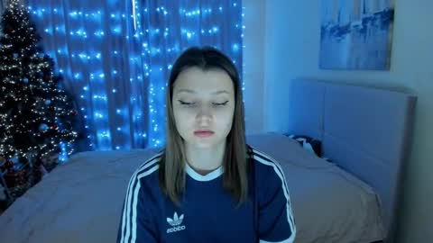 Snapshot of soninex chatting on January 4, 2025, 11:43 am SoniNex online show from January 4, 2025, 11:43 am