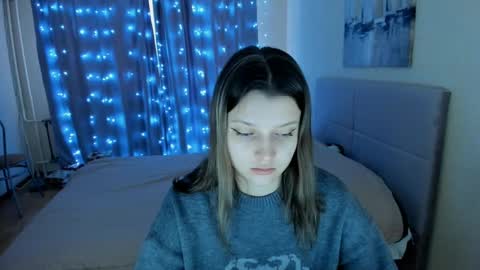 Snapshot of soninex chatting on February 4, 2025, 12:11 pm SoniNex online show from February 4, 2025, 12:11 pm