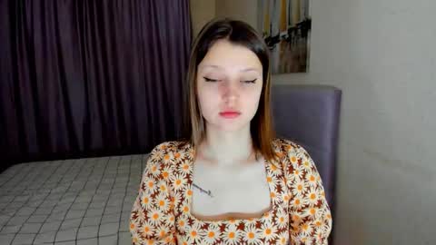 Snapshot of soninex chatting on November 14, 2025, 3:44 pm SoniNex online show from November 14, 2025, 3:44 pm