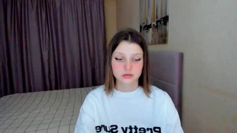 Snapshot of soninex chatting on November 25, 2025, 3:23 pm SoniNex online show from November 25, 2025, 3:23 pm