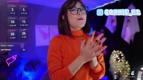 Sonnie online show from October 11, 2025, 2:26 pm