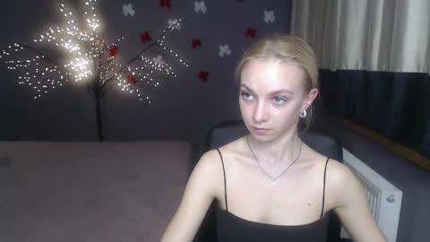 Snapshot of sonnysofia chatting on April 10, 2026, 7:07 pm Sonya online show from April 10, 2026, 7:07 pm