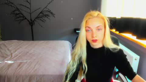 Snapshot of sonnysofia chatting on April 29, 2026, 5:55 am Sonya online show from April 29, 2026, 5:55 am
