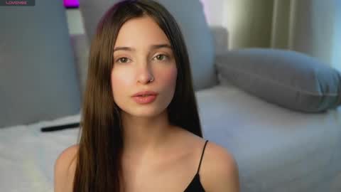 Eva 3 online show from February 12, 2025, 1:27 pm