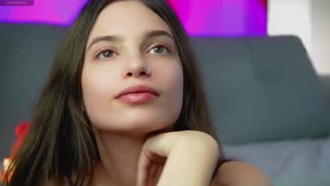 Eva 3 online show from March 6, 2025, 12:19 pm