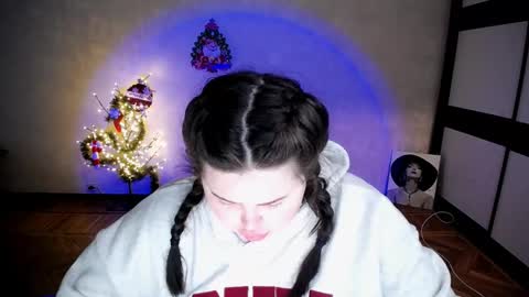 sophia__olsen online show from January 15, 2026, 6:40 am