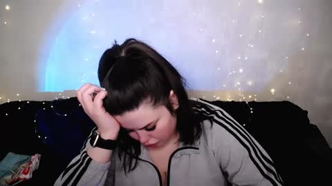 sophia__olsen online show from March 6, 2026, 6:54 am