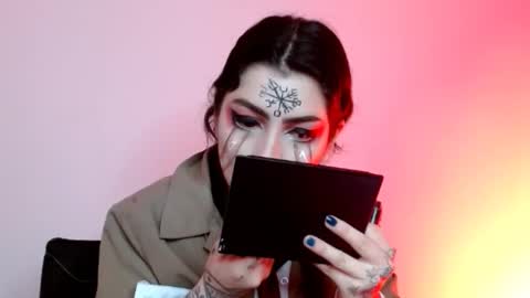 sophia hottie online show from November 24, 2025, 4:18 pm