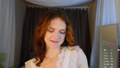 Snapshot of sophia_dreamy chatting on January 12, 2025, 1:32 am Sophia online show from January 12, 2025, 1:32 am