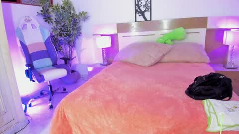 Snapshot of sophia_duarte_ chatting on May 19, 2026, 11:38 am sophia_duarte_ online show from May 19, 2026, 11:38 am