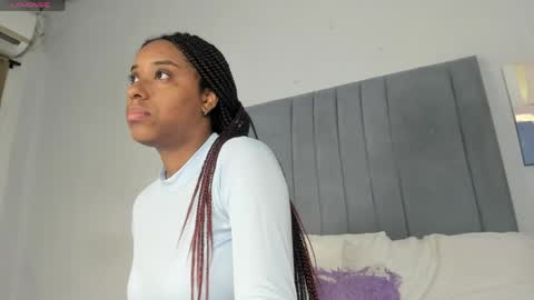 Snapshot of sophia_ebony___ chatting on May 5, 2026, 12:13 pm sophia_ebony___ online show from May 5, 2026, 12:13 pm