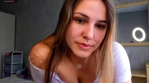 Sophia online show from May 10, 2026, 9:47 am