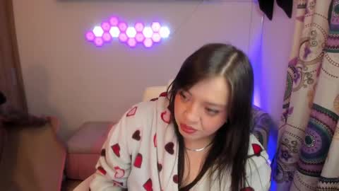 sophia_grants online show from April 4, 2026, 5:38 am