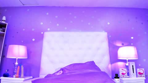 Sophia  online show from February 5, 2025, 7:53 pm