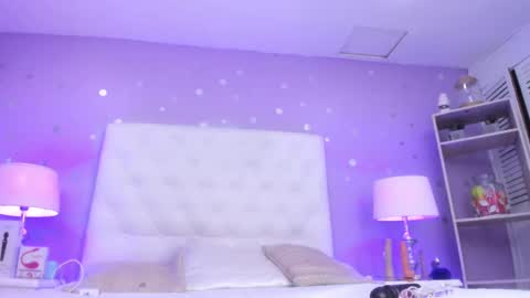 Sophia  online show from February 13, 2025, 7:42 pm