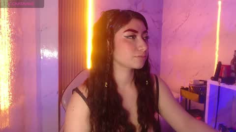 Sophia online show from May 13, 2026, 9:17 am