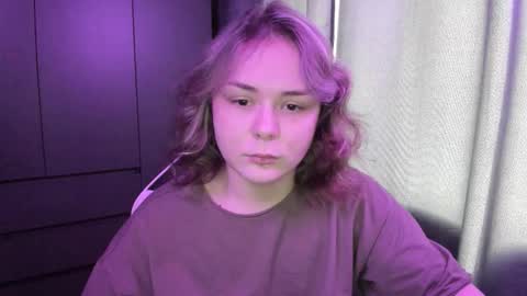 Snapshot of sophia_xi chatting on December 19, 2025, 6:20 am Sophia online show from December 19, 2025, 6:20 am