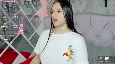 Sophie online show from April 15, 2026, 7:58 pm