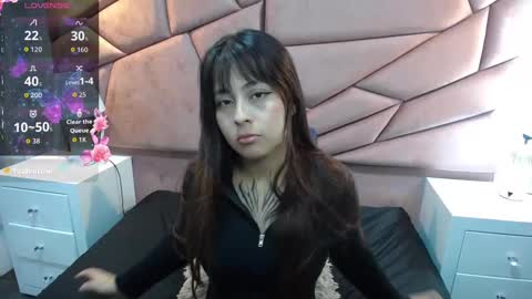 Sophi  online show from September 30, 2025, 4:01 pm