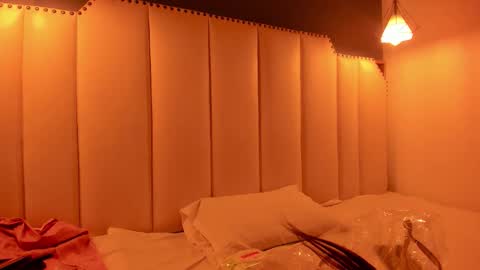 Sophie online show from January 17, 2026, 11:48 am