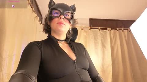 Sophia online show from October 25, 2025, 1:13 am