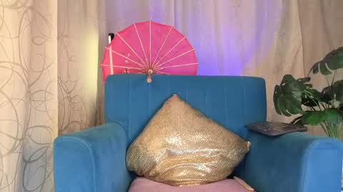 Snapshot of sophiadumont chatting on May 8, 2026, 10:09 am Sophia online show from May 8, 2026, 10:09 am
