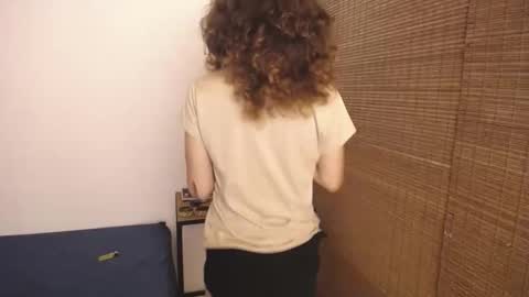 sophiamiller6 online show from May 15, 2026, 2:18 am