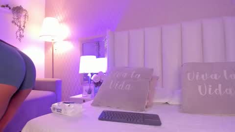 SophiaSmiths online show from March 5, 2026, 3:13 am