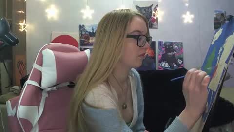 SophiaSonata online show from November 23, 2025, 8:30 pm