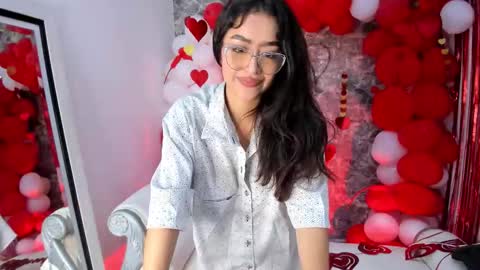 Snapshot of sophicarter_ chatting on February 13, 2026, 7:54 pm online show from February 13, 2026, 7:54 pm