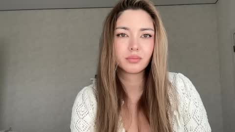 SophieDare online show from April 28, 2026, 8:08 am