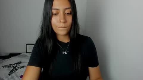 Snapshot of sophie_foxxx chatting on March 11, 2025, 10:53 pm Sophie online show from March 11, 2025, 10:53 pm