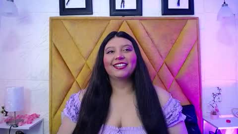 Snapshot of sophie_galli chatting on February 27, 2026, 12:05 pm Sophie Gallis online show from February 27, 2026, 12:05 pm