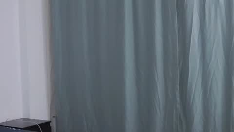 Sophie jeans online show from September 20, 2025, 6:20 pm