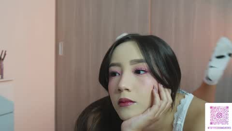 Sophie or Sof online show from April 12, 2026, 12:26 am