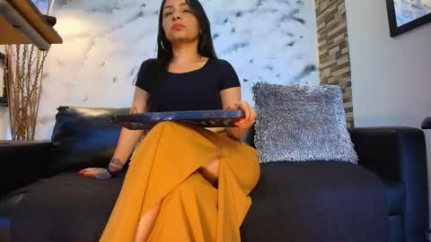 Sophie online show from October 4, 2025, 12:47 pm