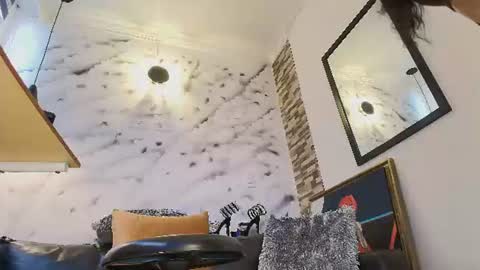 Snapshot of sophie_littles chatting on June 26, 2026, 1:59 pm Sophie online show from June 26, 2026, 1:59 pm