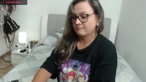 Sofa online show from February 5, 2025, 2:08 am